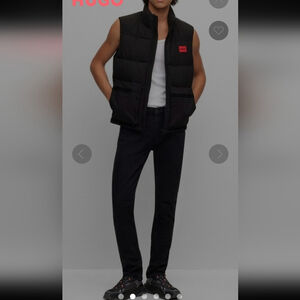 Hugo Boss men's black cotton stretch regular five pocket pants like new 38x34